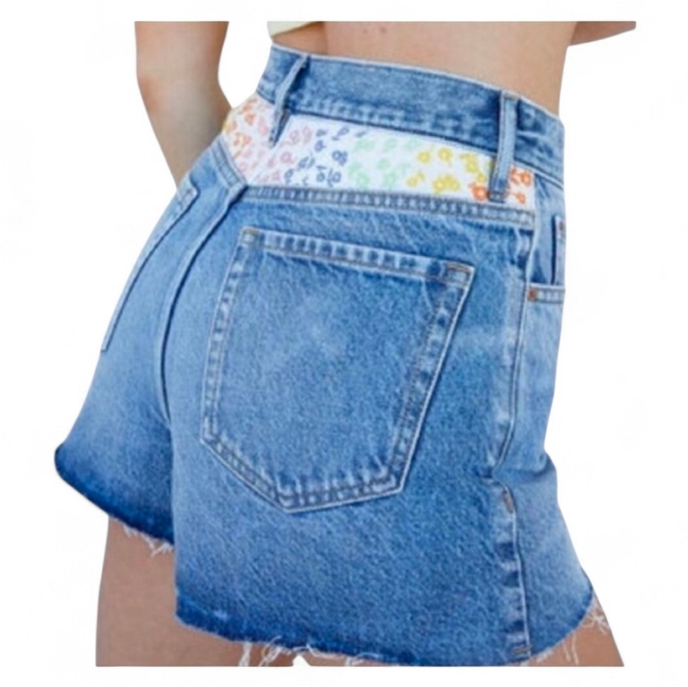 NWOT PACSUN Ultra High Rise Vintage Floral Embroidered Jean Shorts - Size 24